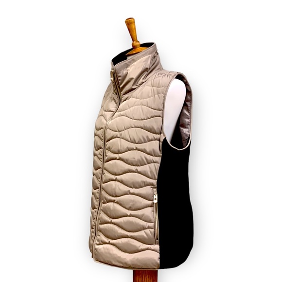 Like New Calvin Klein Performance Puffer Vest Ribbed Knit Side Panels Tan Black - Picture 4 of 15